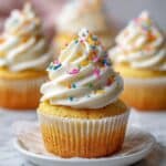 Easy Vanilla Cupcakes Recipe