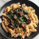 Pasta de Res BBQ con Miel en una Sola Sartén Recipe