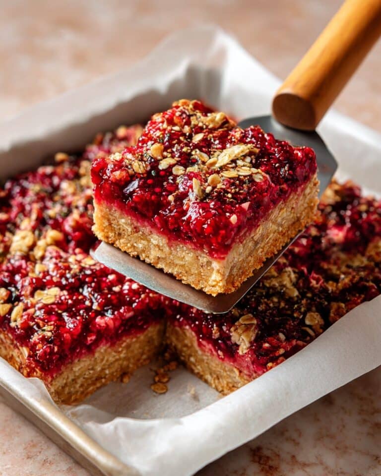 Raspberry Swirl Baked Oatmeal Recipe